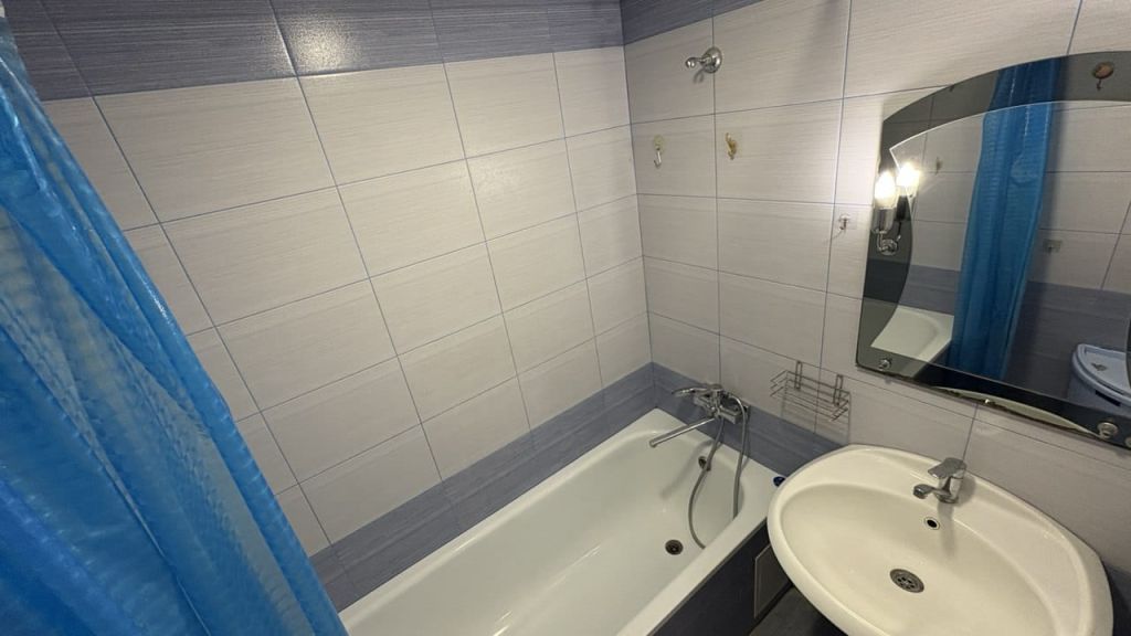 Аренда 4-комнатной квартиры, Старый Оскол, Конева мкр,  13