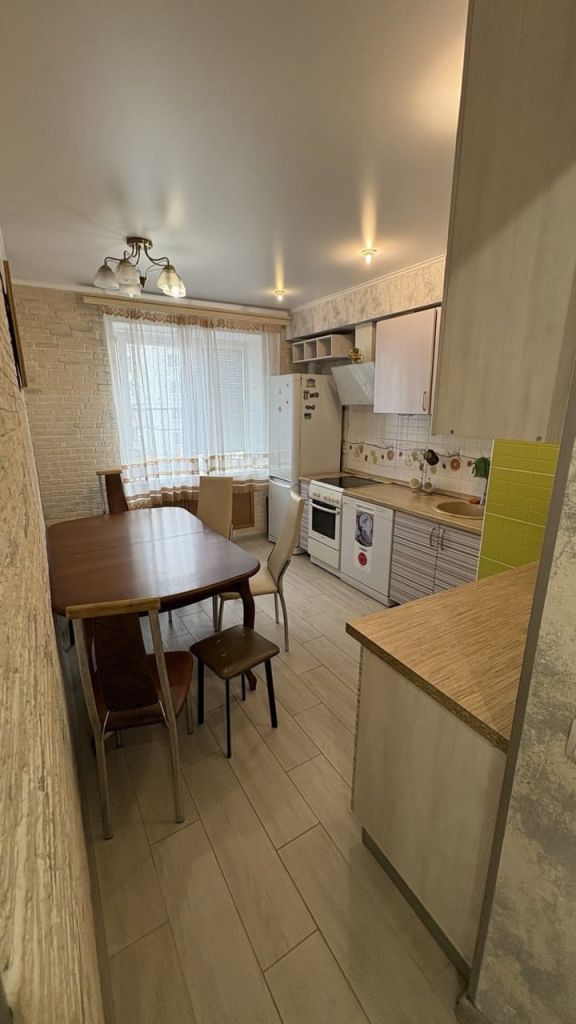 Аренда 4-комнатной квартиры, Старый Оскол, Конева мкр,  13