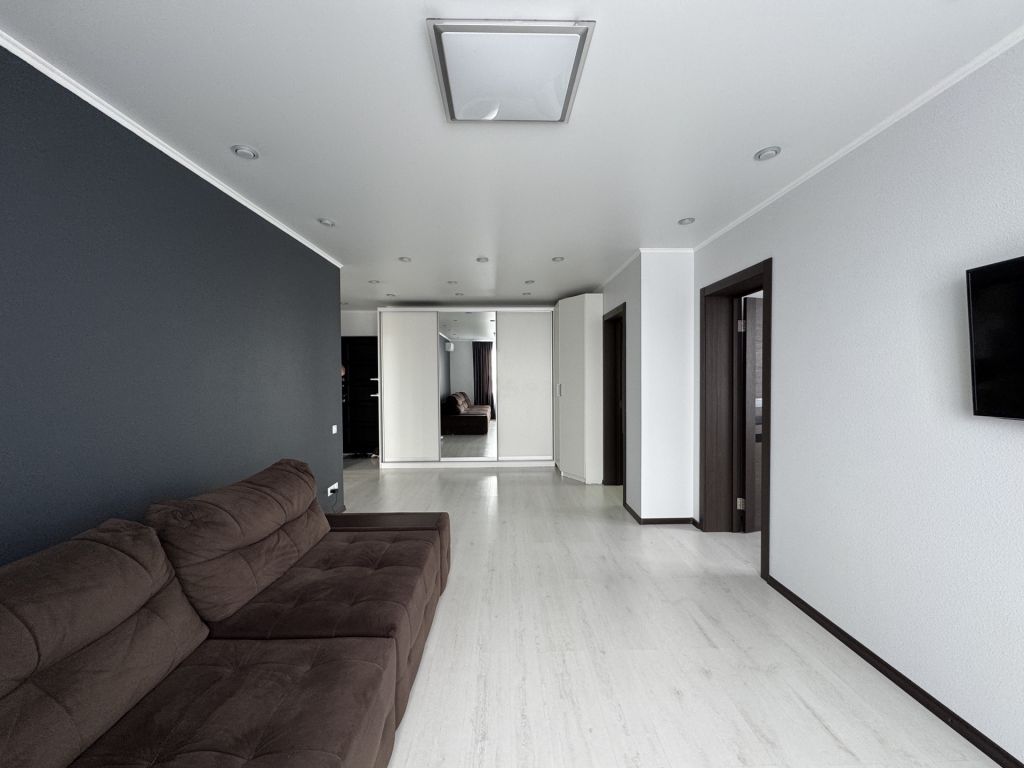 Продажа 3-комнатной квартиры, Саратов, Мичурина ул,  182/20