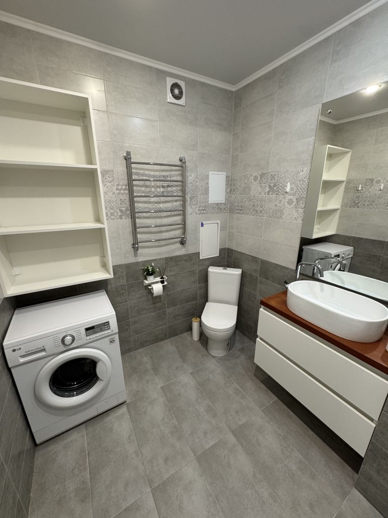 Продажа 3-комнатной квартиры, Саратов, Мичурина ул,  182/20