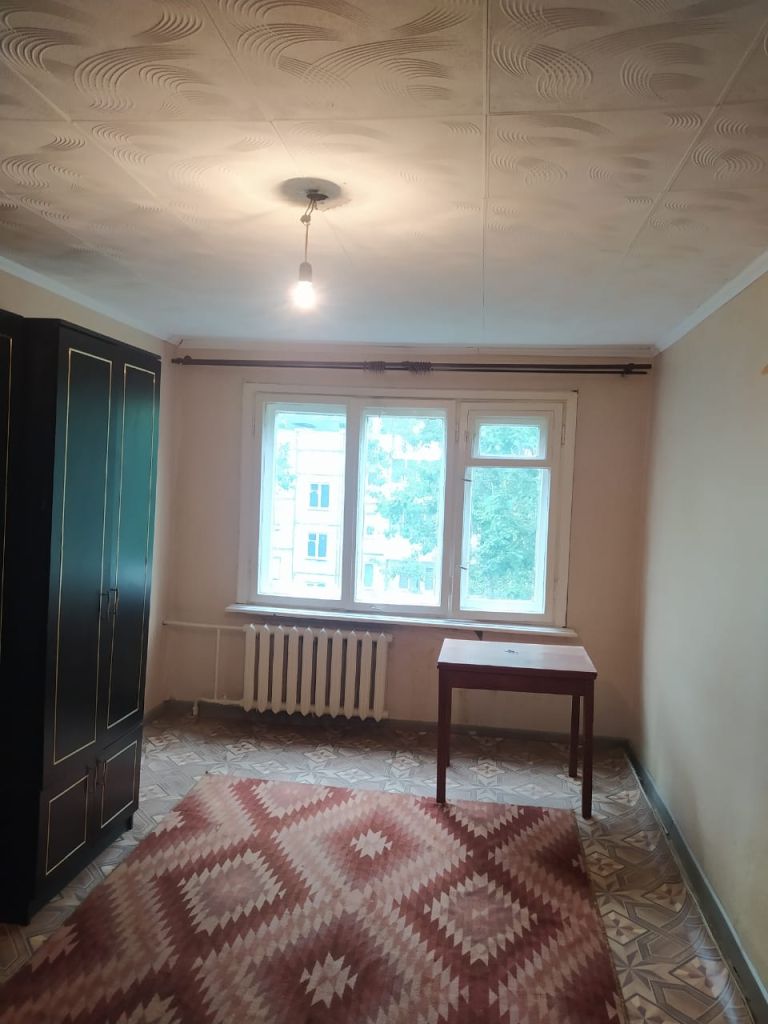 Продажа 2-комнатной квартиры, Смоленск, Маршала Еременко ул,  18