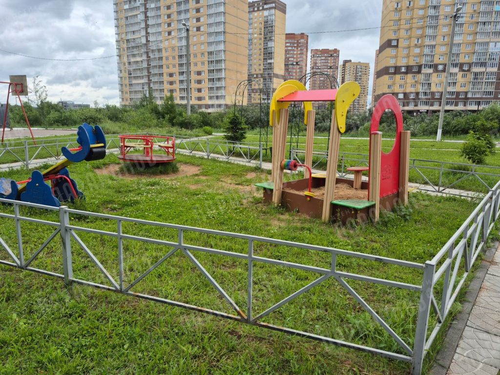 Продажа 3-комнатной квартиры, Тверь, Оснабрюкская ул,  16к1