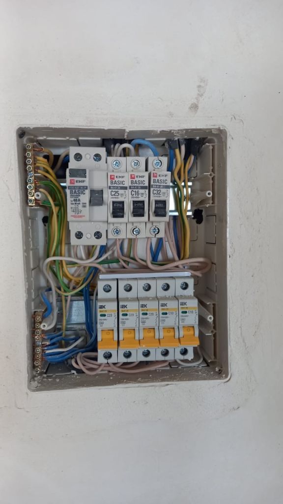 Продажа 2-комнатной квартиры, Энгельс, Пушкина ул,  85