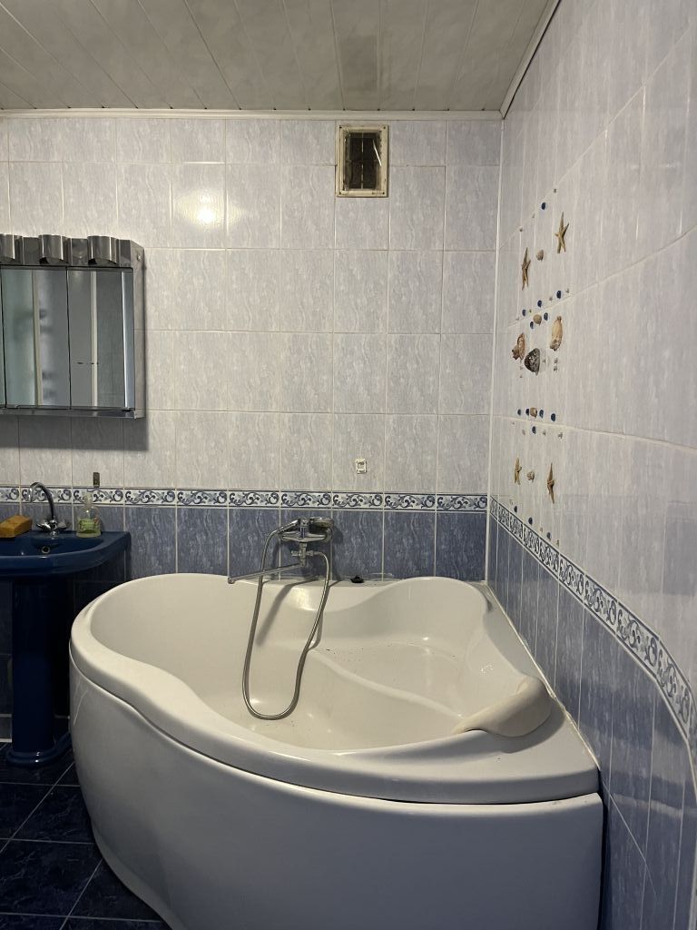 Продажа 2-комнатной квартиры, Энгельс, Фридриха Энгельса пр-кт,  69А