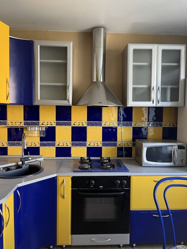 Продажа 2-комнатной квартиры, Энгельс, Фридриха Энгельса пр-кт,  69А