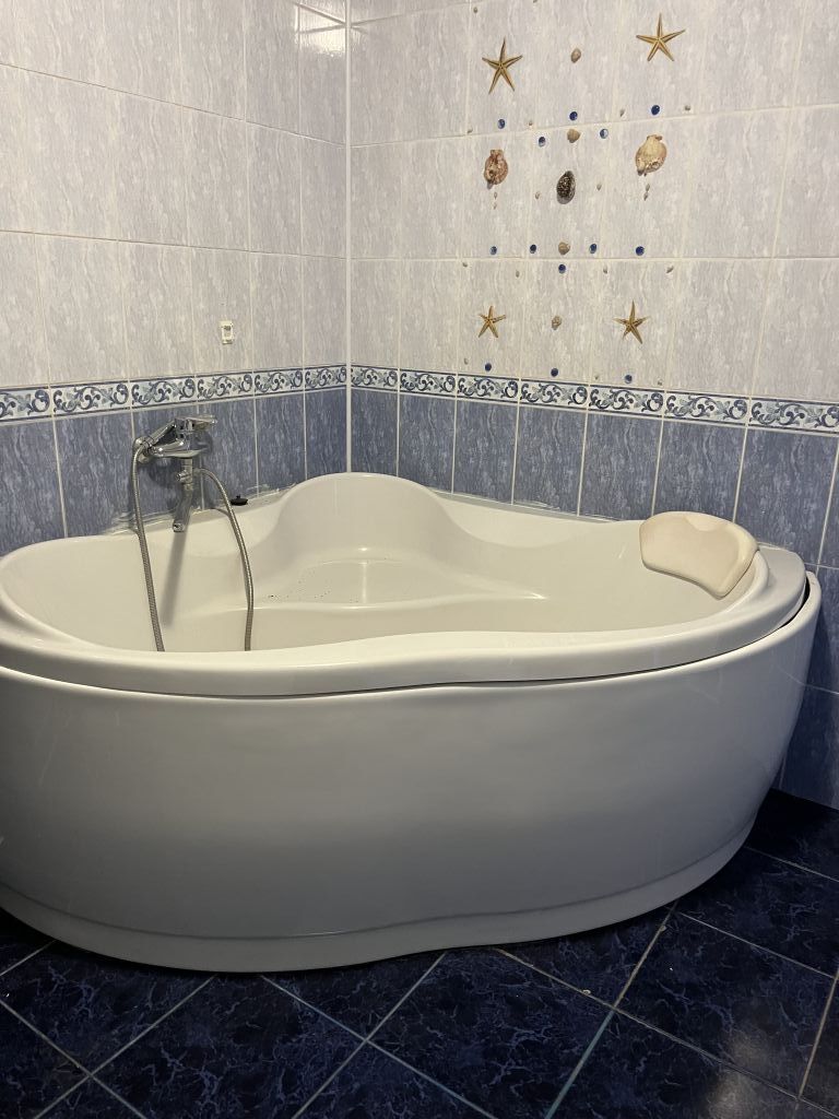 Продажа 2-комнатной квартиры, Энгельс, Фридриха Энгельса пр-кт,  69А