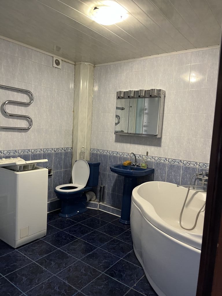 Продажа 2-комнатной квартиры, Энгельс, Фридриха Энгельса пр-кт,  69А