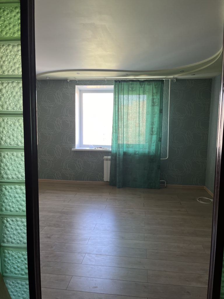 Продажа 2-комнатной квартиры, Энгельс, Фридриха Энгельса пр-кт,  69А