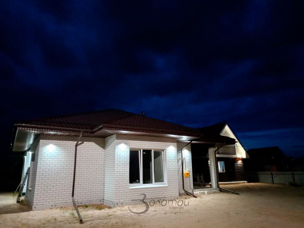 Продажа дома, 105м <sup>2</sup>, 9 сот., Нижегородская, фиалковая