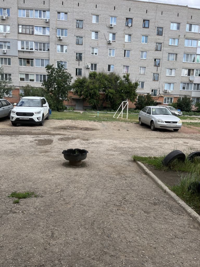 Продажа 3-комнатной квартиры, Энгельс, Центральная ул,  8