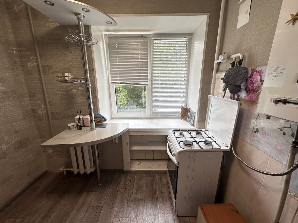 Продажа 3-комнатной квартиры, Нижегородская, школьная,  2