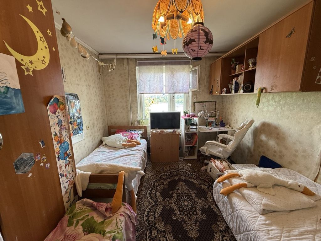 Продажа 2-комнатной квартиры, Заволжье, Дзержинского пр-кт,  49