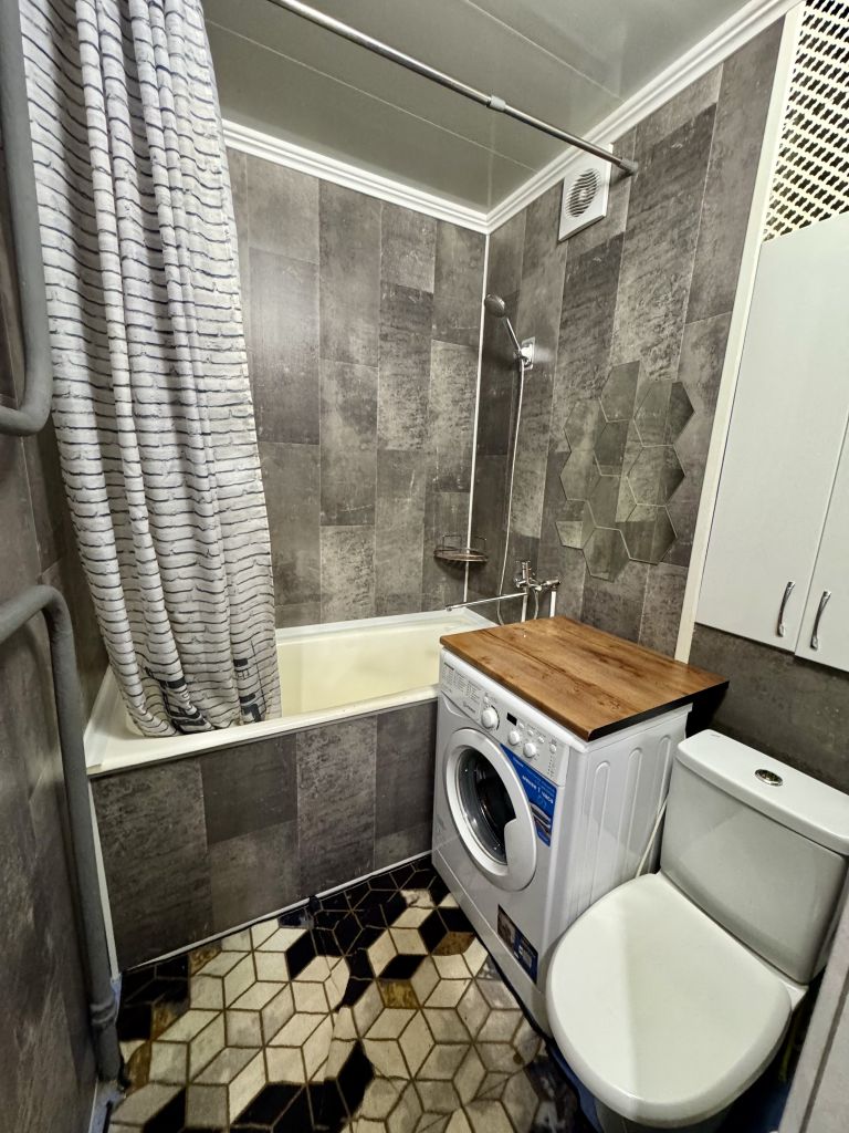 Продажа 2-комнатной квартиры, Нижний Новгород, Заводская ул,  15 к 2