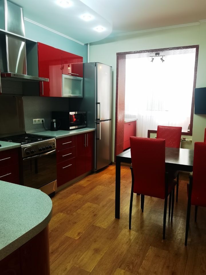 Продажа 3-комнатной квартиры, Саратов, Производственная ул,  13