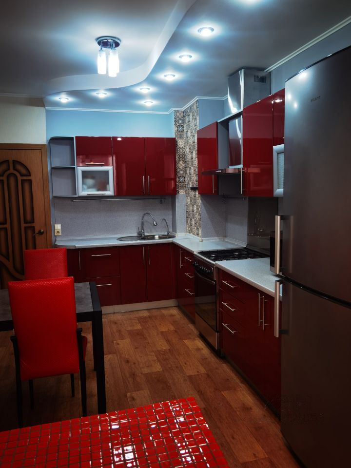 Продажа 3-комнатной квартиры, Саратов, Производственная ул,  13