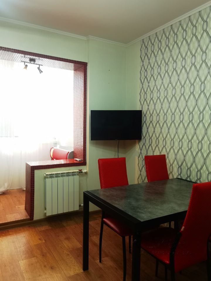 Продажа 3-комнатной квартиры, Саратов, Производственная ул,  13