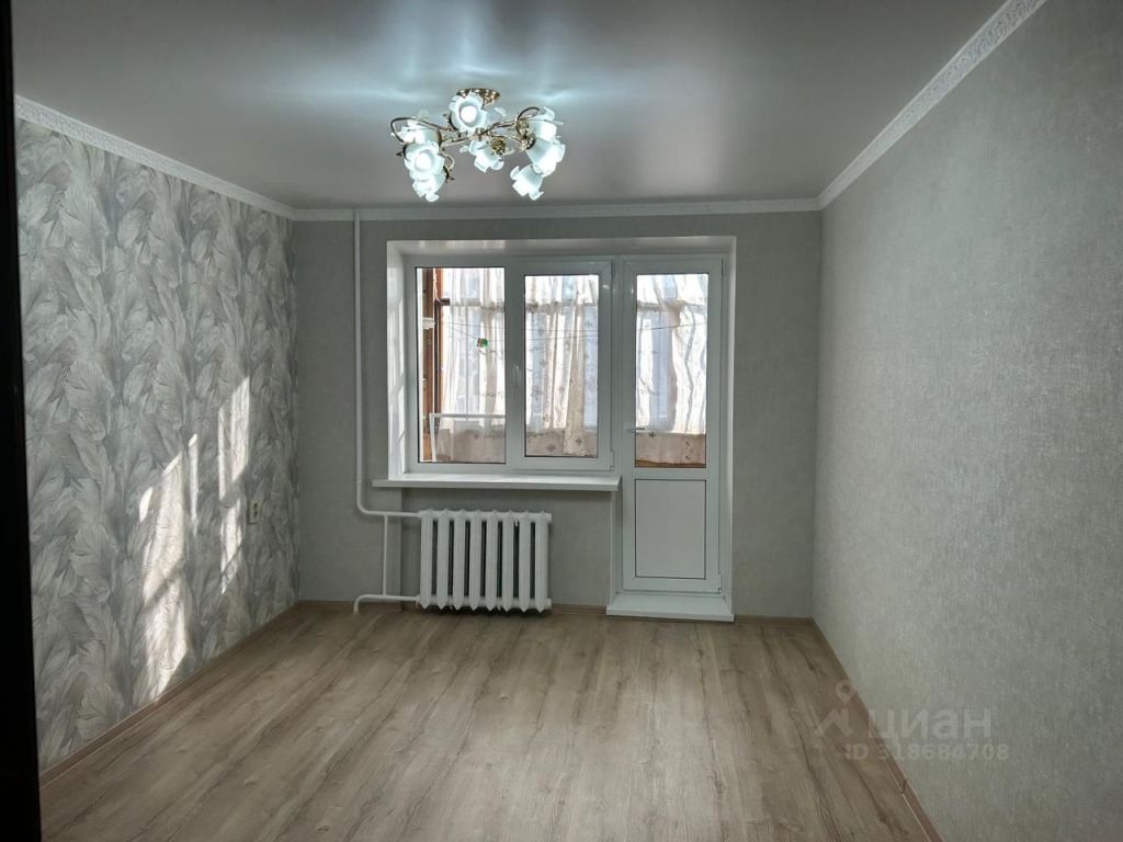 Продажа 3-комнатной квартиры, Энгельс, Колотилова ул,  4