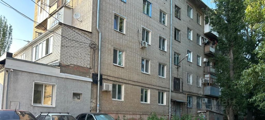 Продажа 3-комнатной квартиры, Энгельс, Колотилова ул,  4