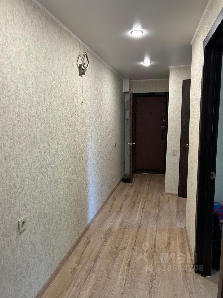 Продажа 3-комнатной квартиры, Энгельс, Колотилова ул,  4