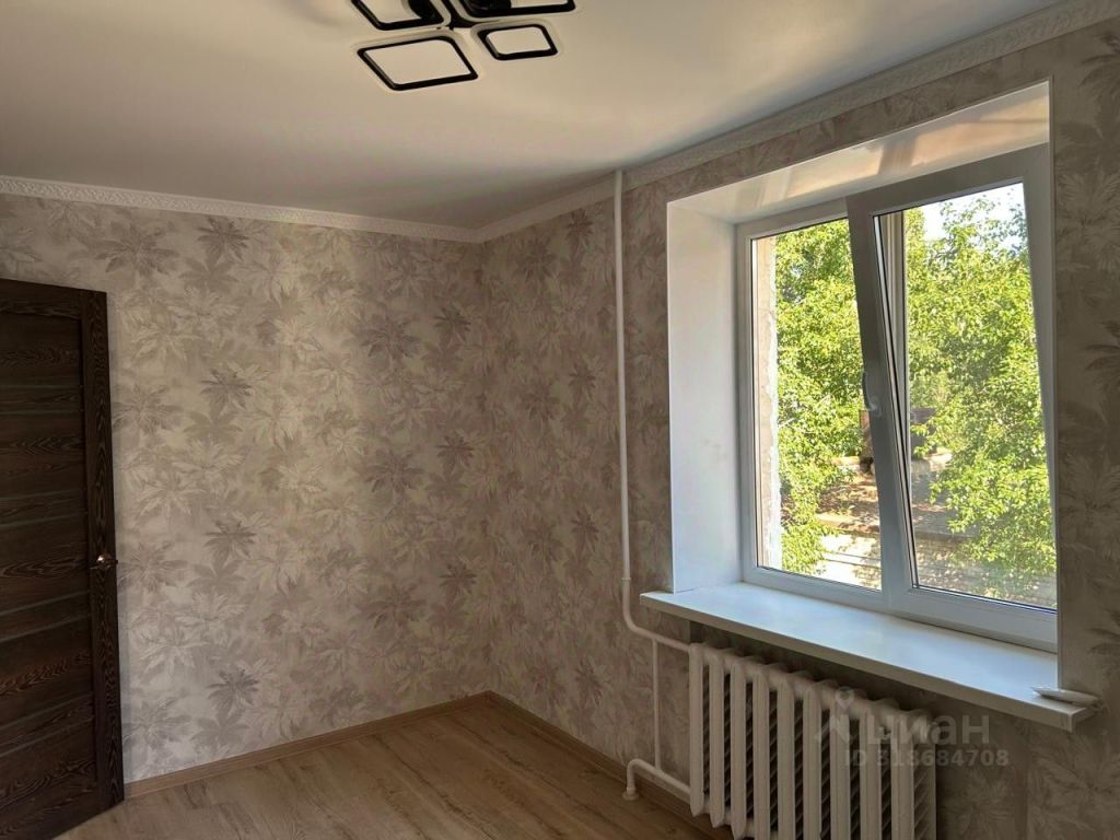 Продажа 3-комнатной квартиры, Энгельс, Колотилова ул,  4