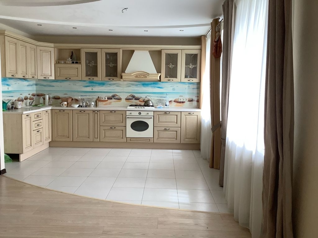 Продажа 4-комнатной квартиры, Дзержинск, Строителей ул,  9вк1