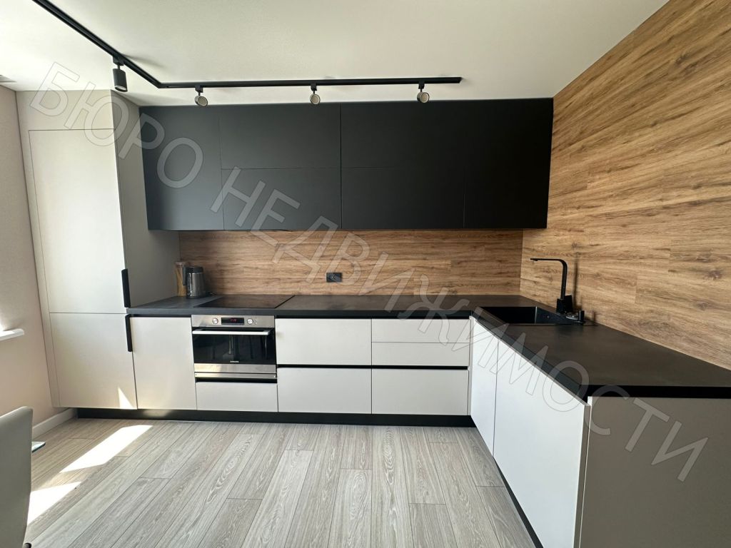 Продажа 2-комнатной квартиры, Балашов, Строителей ул,  6Б