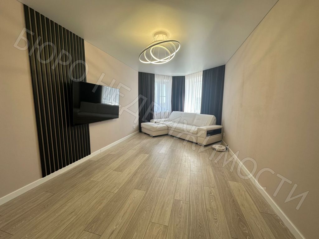 Продажа 2-комнатной квартиры, Балашов, Строителей ул,  6Б