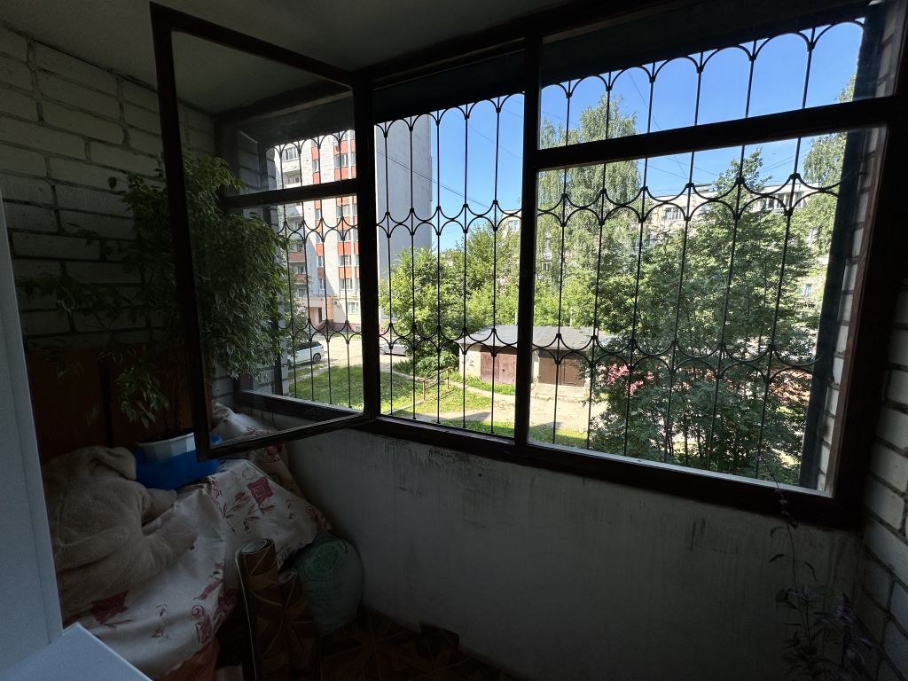 Продажа 3-комнатной квартиры, Иваново, Полевая 1-я ул,  37А