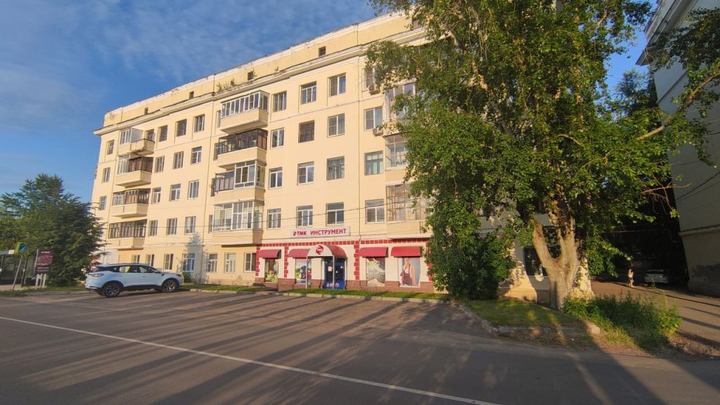 Продажа 3-комнатной квартиры, Балахна, Дзержинского пр-кт,  50