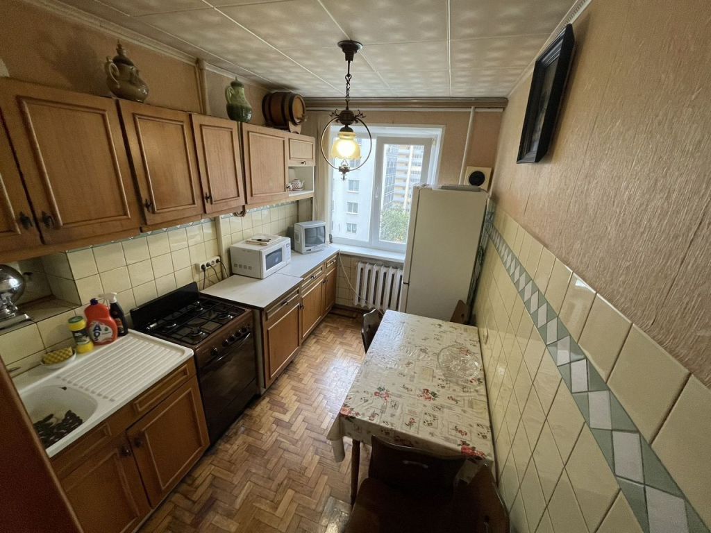 Продажа 3-комнатной квартиры, Саратов, 4-й проезд Чернышевского,  6