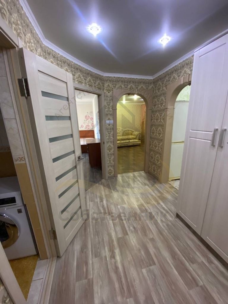 Аренда 2-комнатной квартиры, Старый Оскол, Комсомольский пр-кт,  1