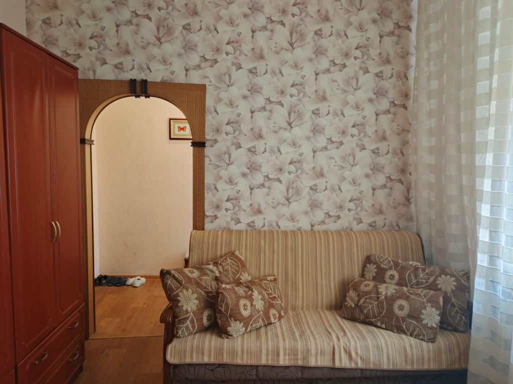 Ушакова ул