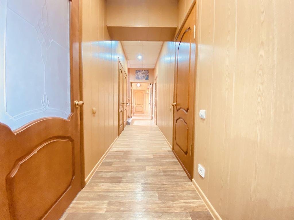 Продажа дома, 310м <sup>2</sup>, 15 сот., Донской, Летняя сцена ул,  4