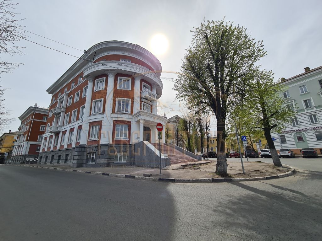 Продажа 4-комнатной квартиры, Тверь, Степана Разина наб,  2