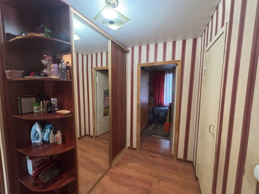 Продажа 2-комнатной квартиры, Кострома, Студенческий проезд,  11