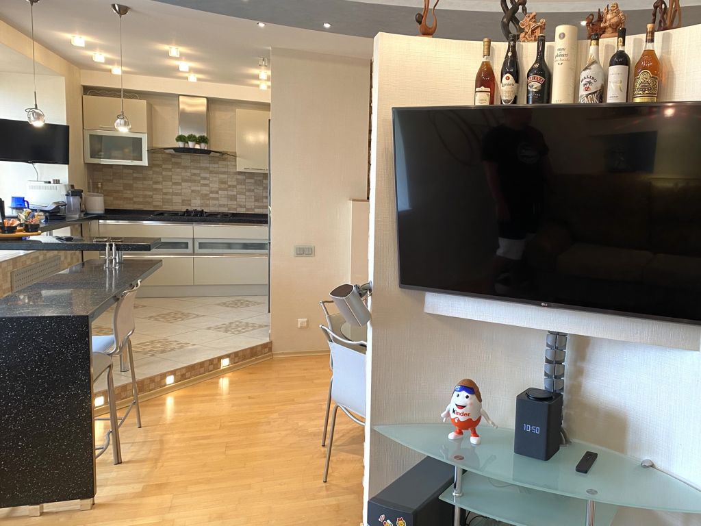 Продажа 3-комнатной квартиры, Нижний Новгород, Варварская ул,  40 Б