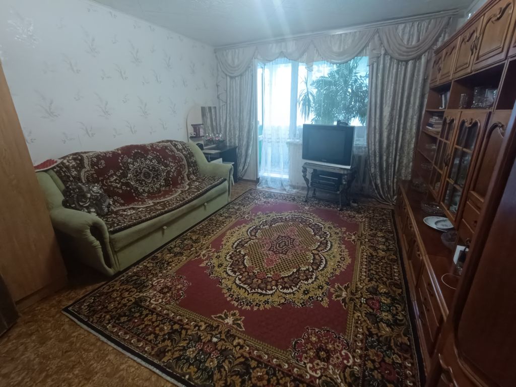 Продажа 2-комнатной квартиры, Саратов, Майская ул,  18