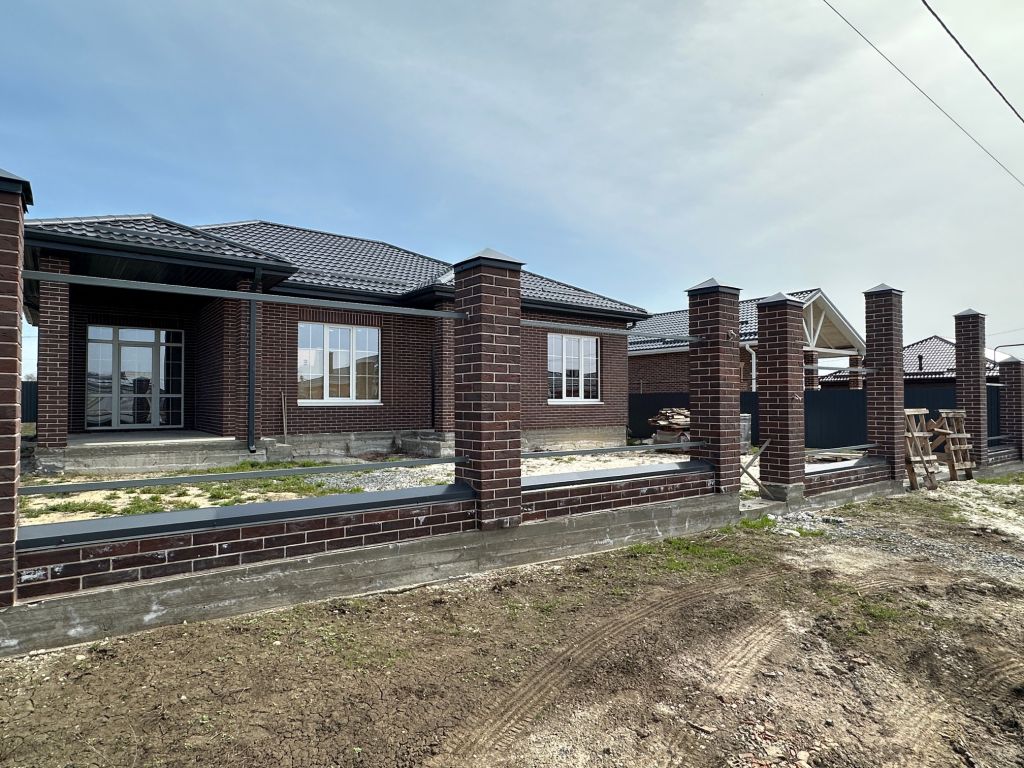 Продажа дома, 131м <sup>2</sup>, 5 сот., Ростовская, Озёрная