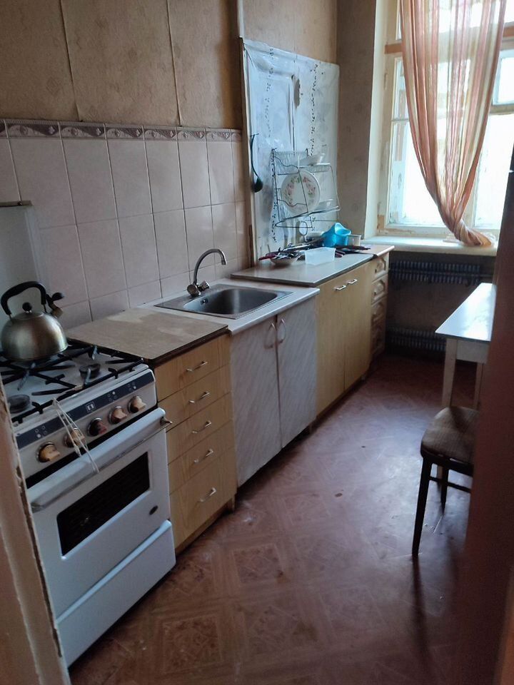 Продажа 2-комнатной квартиры, Саратов, Мурманский проезд,  2Б