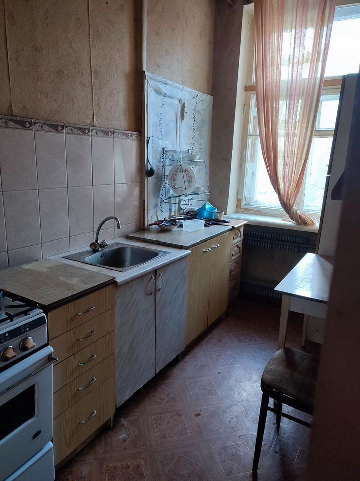 Продажа 2-комнатной квартиры, Саратов, Мурманский проезд,  2Б