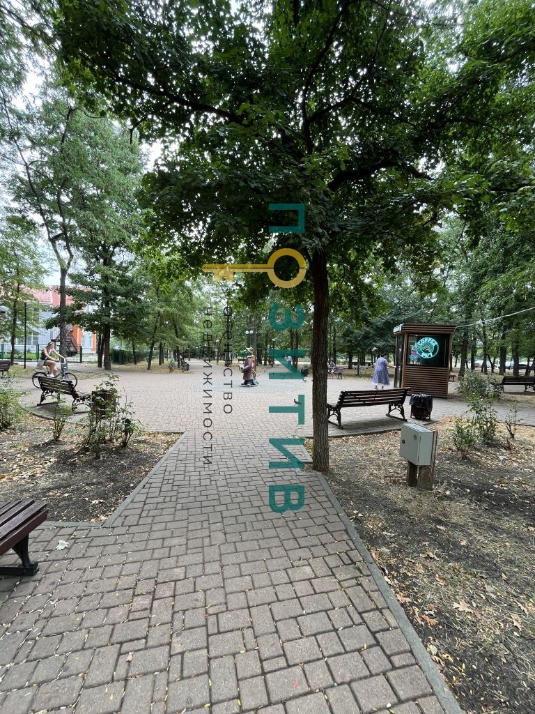 Продажа 2-комнатной квартиры, Минеральные Воды, 22 Партсъезда пр-кт,  137а