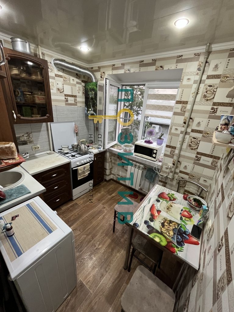 Продажа 2-комнатной квартиры, Минеральные Воды, 22 Партсъезда пр-кт,  100