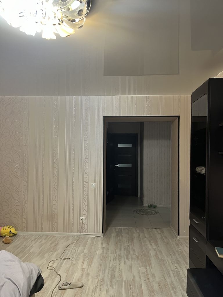 Продажа 3-комнатной квартиры, Энгельс, Ленинградская ул,  35