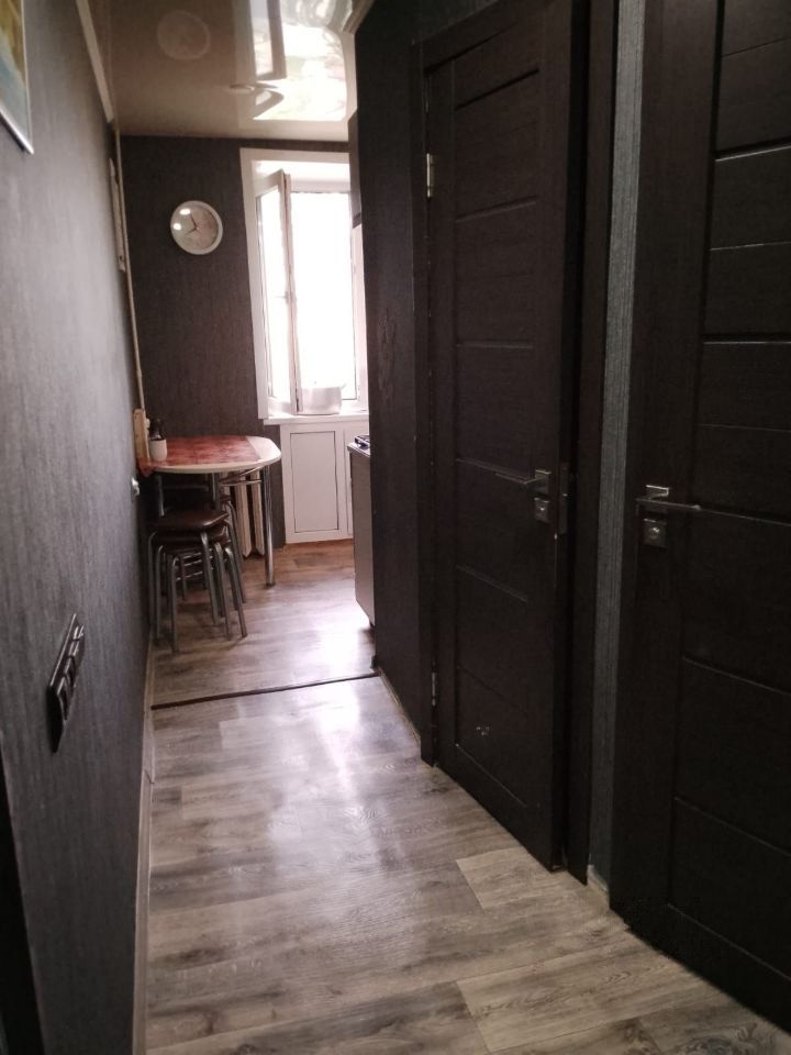 Продажа 3-комнатной квартиры, Саратов, Строителей 1-й проезд,  12