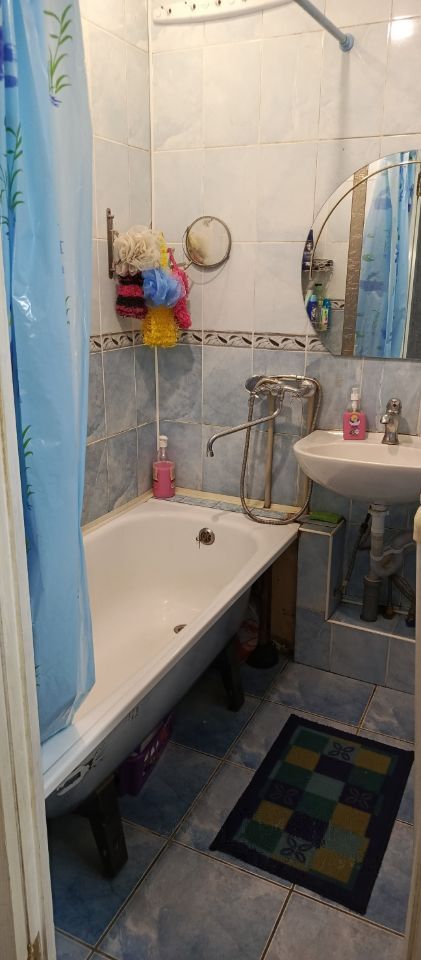 Продажа 3-комнатной квартиры, Саратов, Мира ул,  26