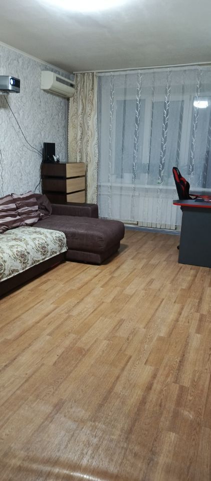 Продажа 3-комнатной квартиры, Саратов, Мира ул,  26