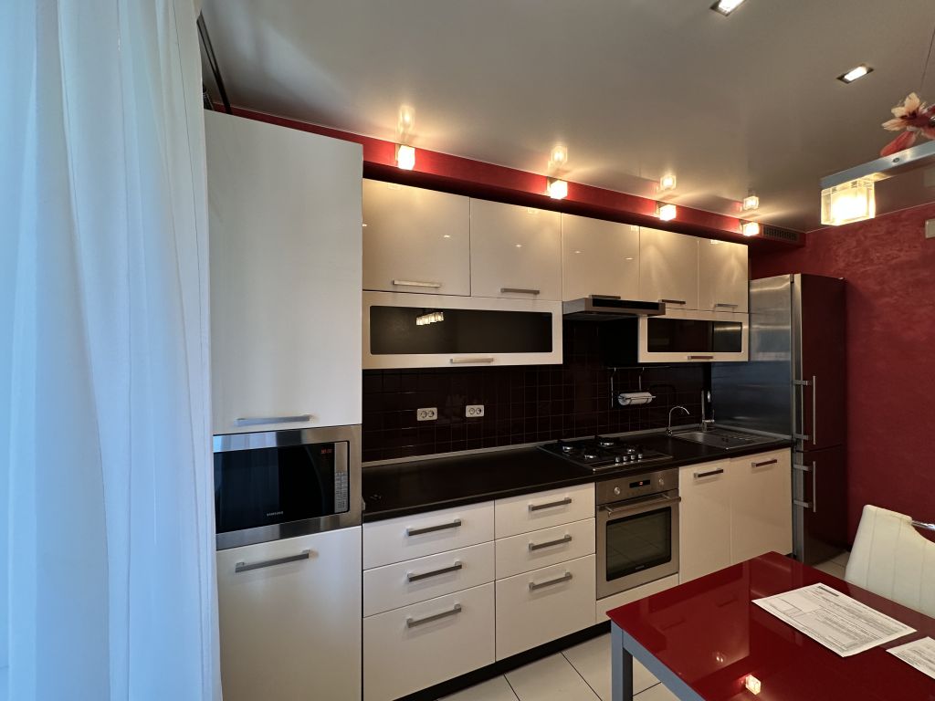 Продажа 2-комнатной квартиры, Иваново, Зверева ул,  15