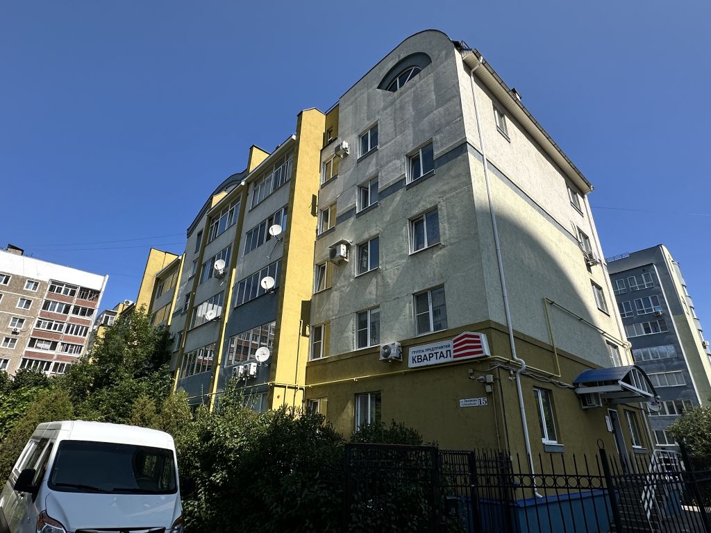 Продажа 2-комнатной квартиры, Иваново, Зверева ул,  15