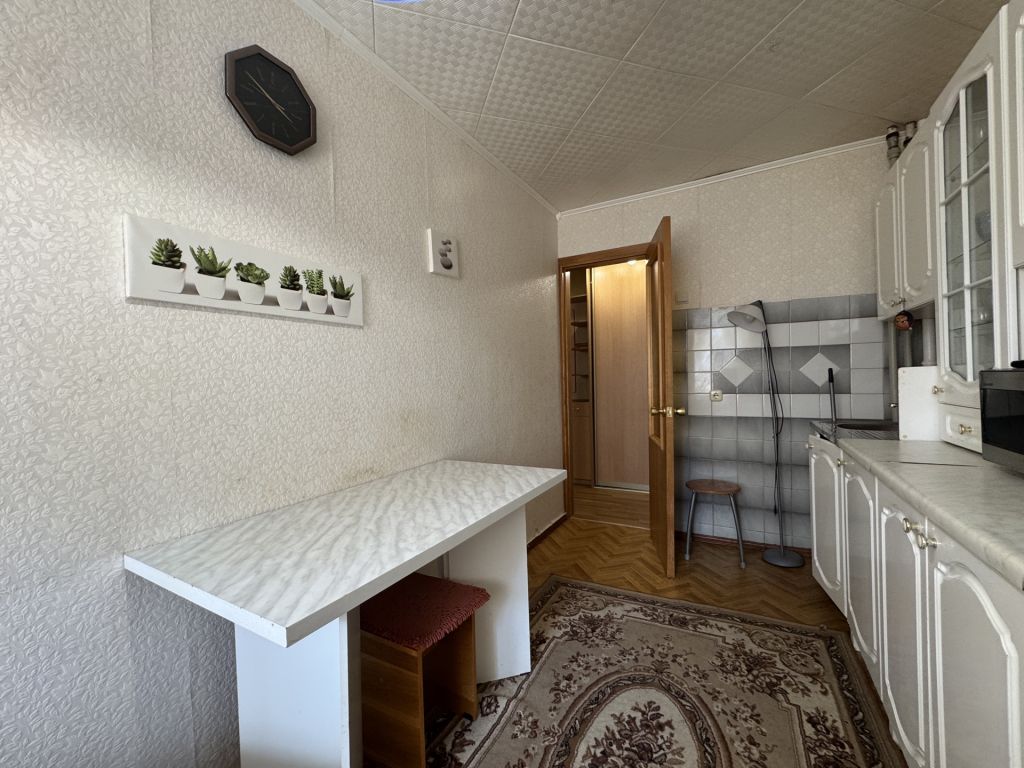 Продажа 3-комнатной квартиры, Саратов, Деловая ул,  26А