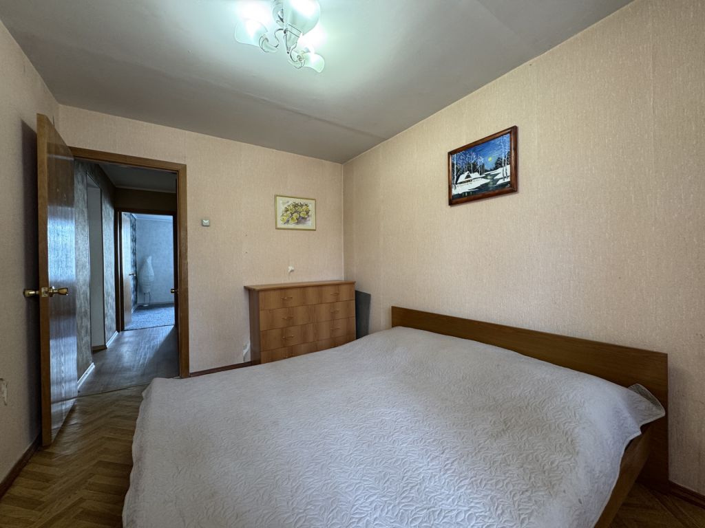 Продажа 3-комнатной квартиры, Саратов, Деловая ул,  26А